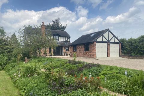 4 bedroom detached house for sale, Brown's Lane, Yoxall