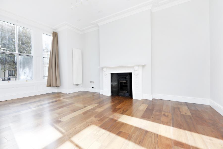 Holland Road, Kensington, W14 3 bed apartment - £4,290 pcm (£990 pw)