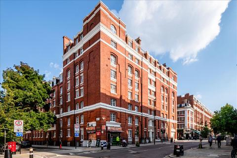 3 bedroom apartment to rent, Queen Alexandra Mansions, Hastings Street, Kings Cross, WC1H