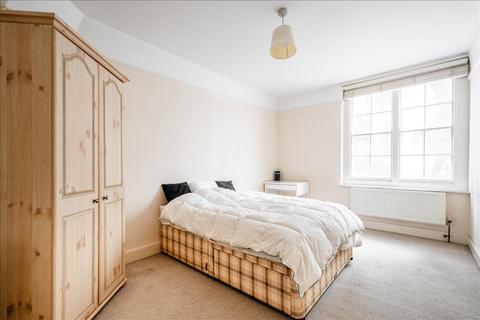 3 bedroom apartment to rent, Queen Alexandra Mansions, Hastings Street, Kings Cross, WC1H