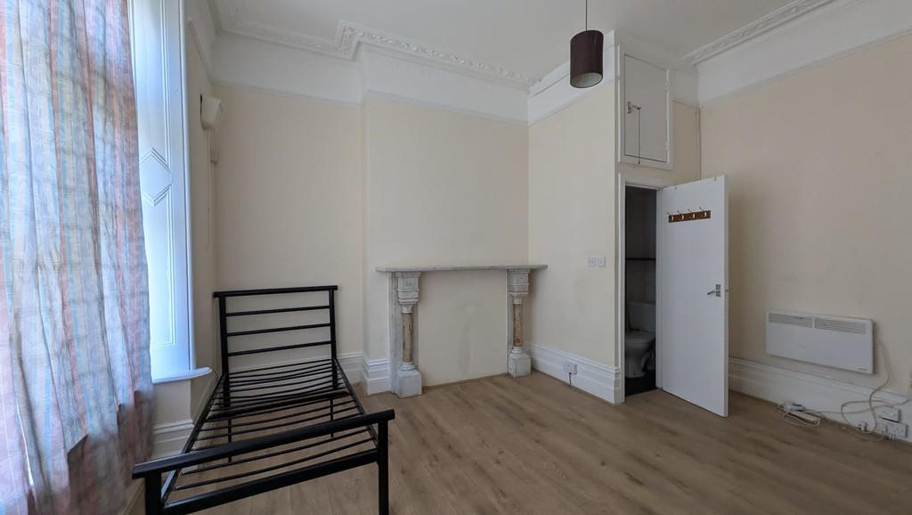 Denzil Ave - View 3