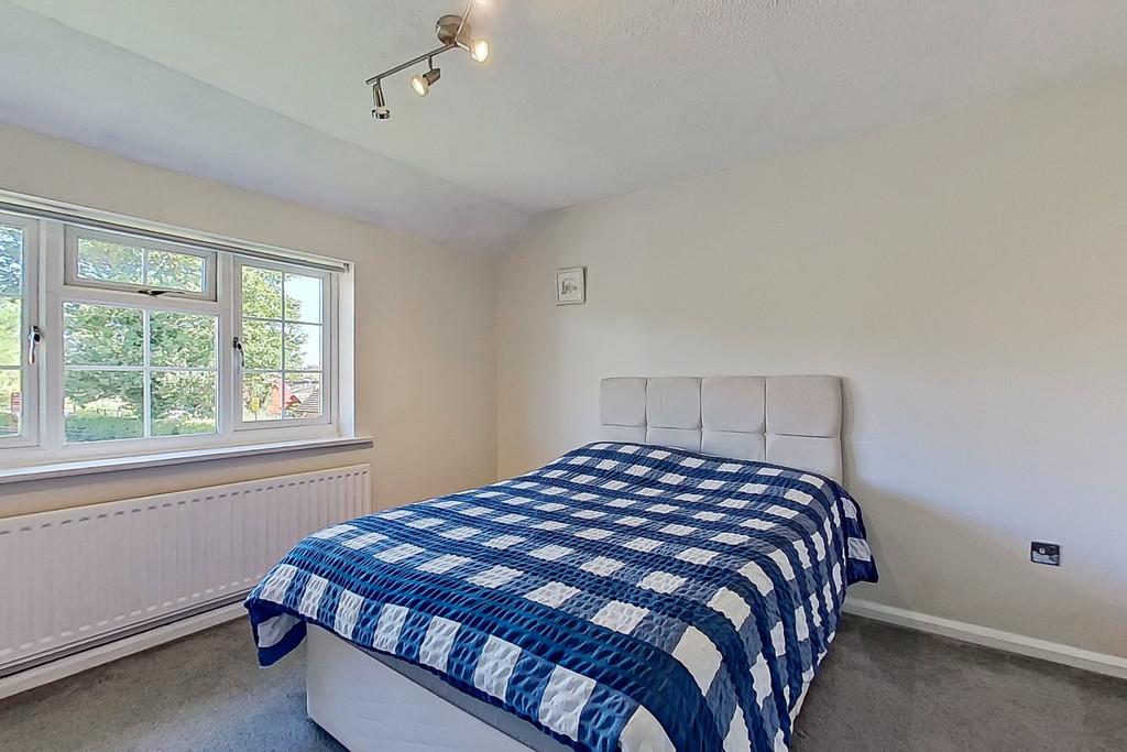1 Monkspath, INSIDE-09