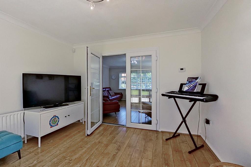 1 Monkspath, INSIDE-35