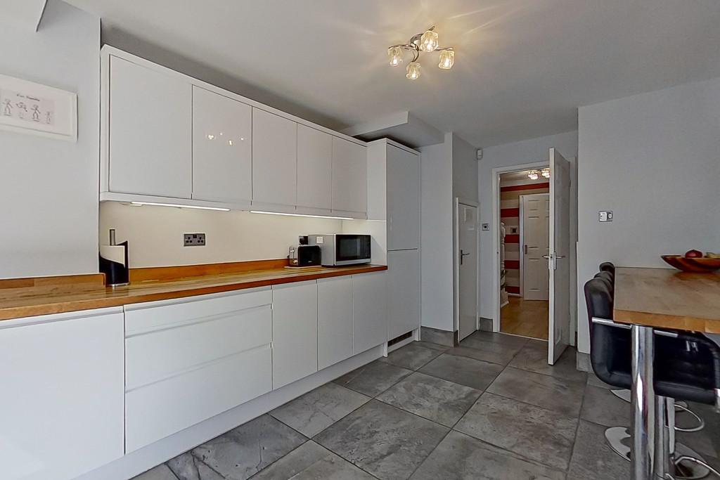 1 Monkspath, INSIDE-33
