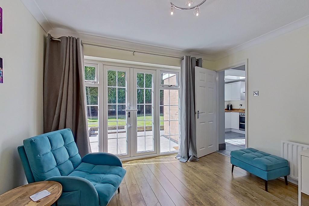 1 Monkspath, INSIDE-38