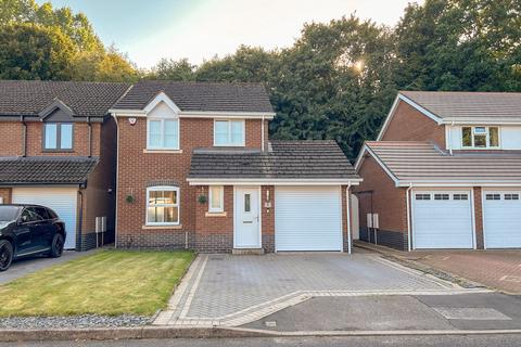 3 bedroom detached house for sale, Woodpecker Close, Leegomery, Telford, TF1 6NQ