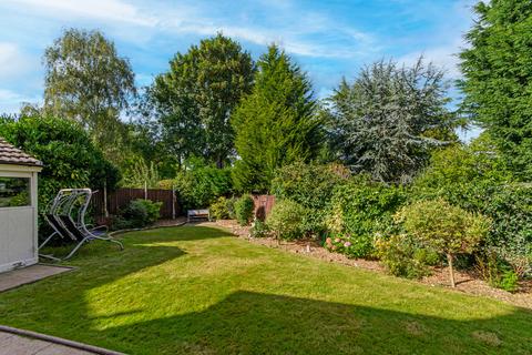 6 Poplar Rise, Sutton Coldfield, B74 4HT