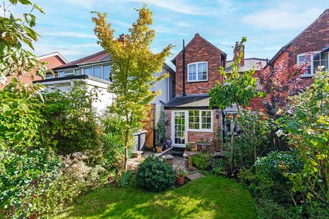 35 Whitehouse Common Road, Sutton Coldfield, B75 6HA