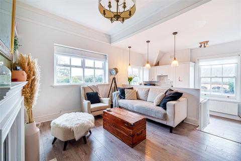 3 bedroom flat for sale, Benedicts, Devonshire Road, Weybridge, Surrey, KT13