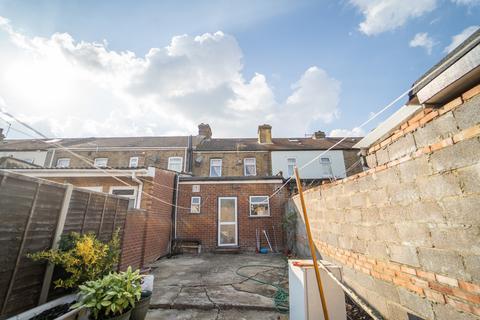 3 bedroom terraced house for sale, Trinity Road, Southall