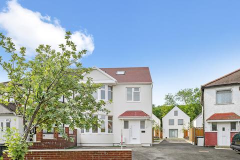 4 bedroom semi-detached house for sale, St. Andrews Avenue, Wembley