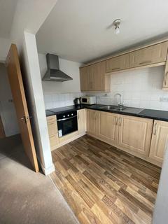 2 bedroom apartment to rent, Stoneyholme Avenue, Manchester