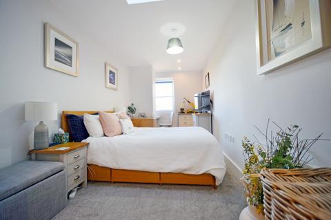 undefined, Chertsey Street, Guildford