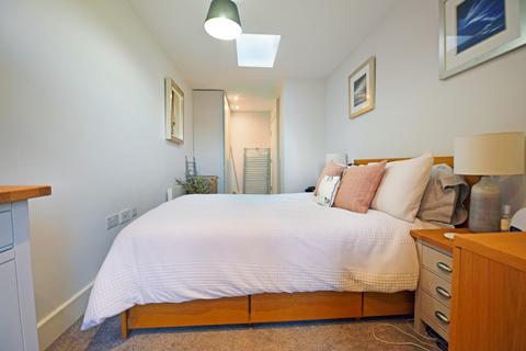 undefined, Chertsey Street, Guildford