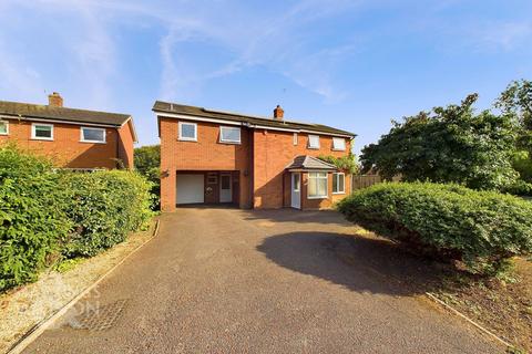 4 bedroom detached house for sale, Old Hall Gardens, Brooke, Norwich