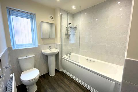 4 bedroom terraced house to rent, Lilac Avenue, Leeds LS14