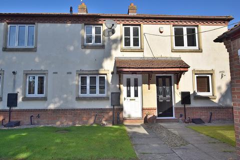 2 bedroom terraced house to rent, Bolton Road, Scorton