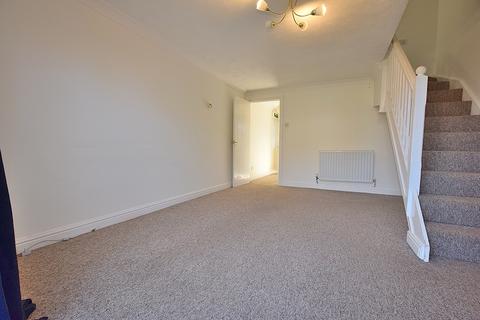 2 bedroom terraced house to rent, Bolton Road, Scorton