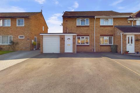 2 bedroom semi-detached house for sale, Bramble Lawn, Abbeydale, Gloucester