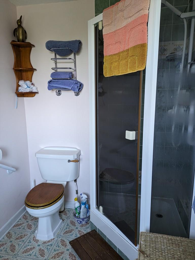 Shower room (2)
