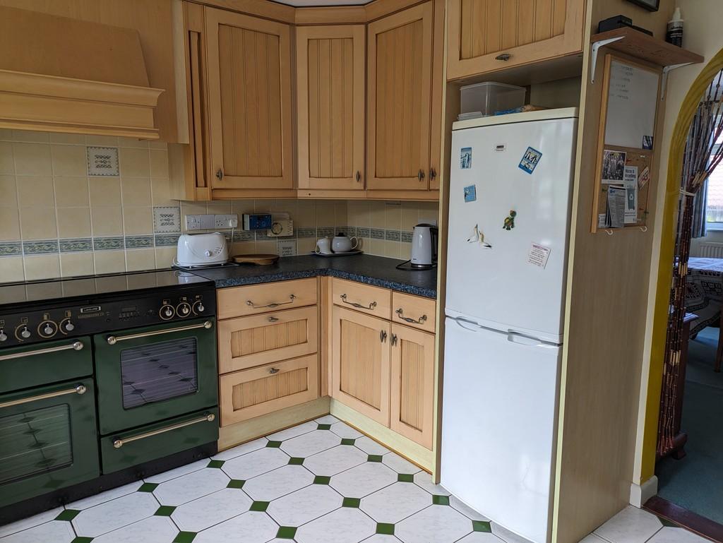 Kitchen (2)