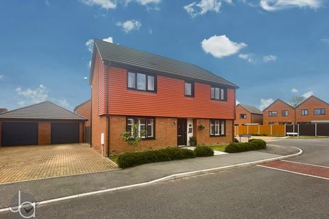 4 bedroom detached house for sale, Mannings Road, Frating, Colchester