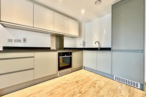 1 bedroom apartment to rent, Saxton Lane