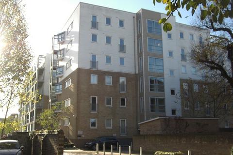 1 bedroom flat to rent, Warren Close, Cambridge CB2