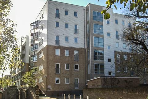 undefined, Warren Close, Cambridge CB2