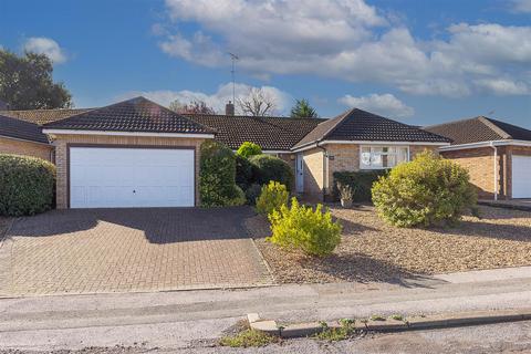 3 bedroom detached bungalow for sale, Tuffnells Way, Harpenden