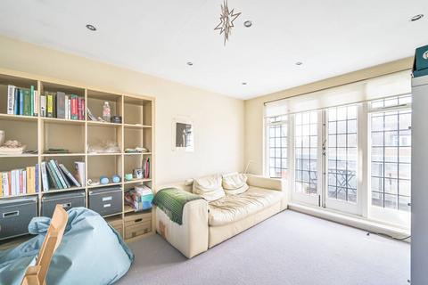 2 bedroom flat for sale, Tudor Close, Belsize Park, London, NW3