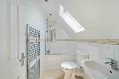 2 bedroom flat for sale, Tudor Close, Belsize Park, London, NW3