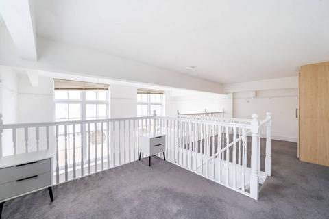 1 bedroom flat to rent, Este Road, Clapham Junction, London, SW11