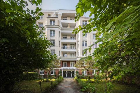 1 bedroom flat to rent, Abbey Road, St John's Wood, London, NW8