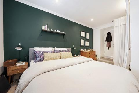 37a Chester Road, London, N19 5DF