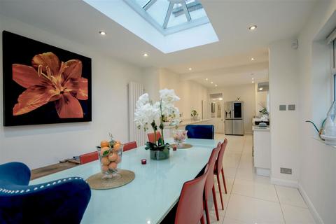 23 Coleshill Road, Sutton Coldfield, B75 7AA