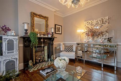 23 Coleshill Road, Sutton Coldfield, B75 7AA