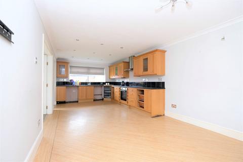 3 bedroom terraced house for sale, Waterslea, Eccles, M30