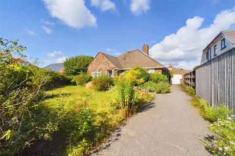 3 bedroom bungalow for sale, Thornbury Road, Hengistbury Head, Bournemouth, Dorset, BH6