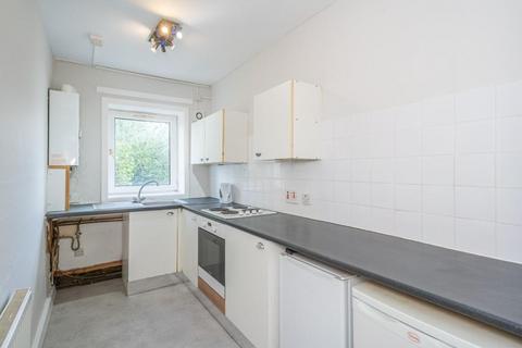 3 bedroom flat for sale, West Pilton Grove, Edinburgh, EH4