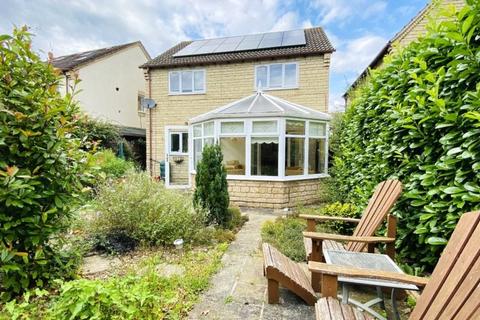 4 bedroom detached house for sale, Wheatsheaf Drive, Cheltenham GL52