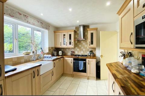 4 bedroom detached house for sale, Wheatsheaf Drive, Cheltenham GL52