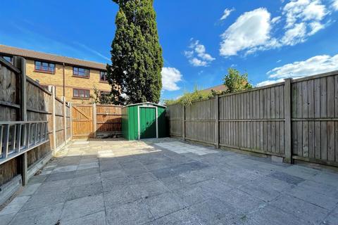 3 bedroom terraced house for sale, Oakmead Place, Mitcham CR4