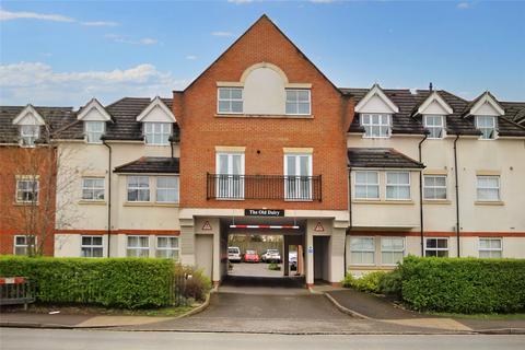 2 bedroom flat for sale, Goldsworth Road, Surrey GU21