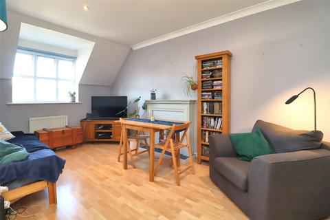 2 bedroom flat for sale, Goldsworth Road, Surrey GU21