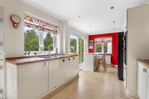 Dinwoodie Middletown Lane, Sambourne, Redditch, B96 6NX
