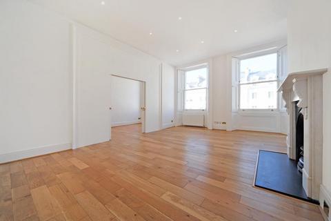 3 bedroom flat to rent, Queens Gate Terrace, South Kensington, London