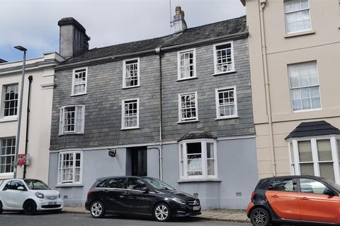 6 bedroom terraced house for sale, West Street, Tavistock