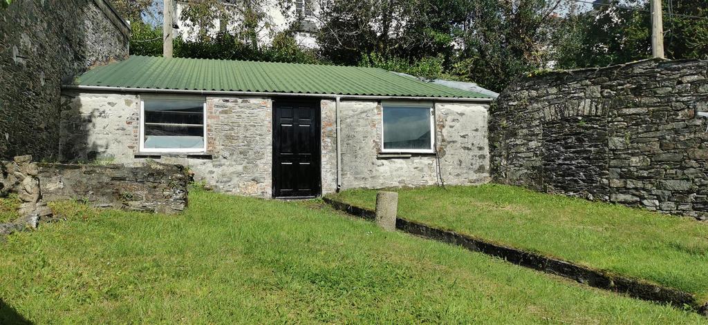 Garage Rear and Garden