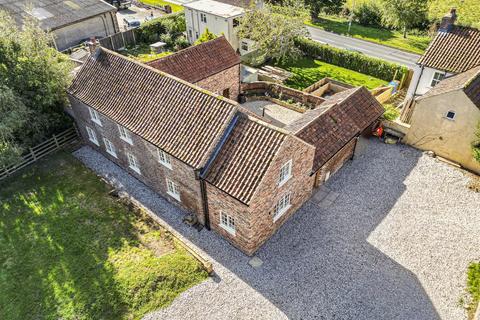 5 bedroom barn conversion for sale, Hostlers Barn, Main Street, Garton-On-The-Wolds